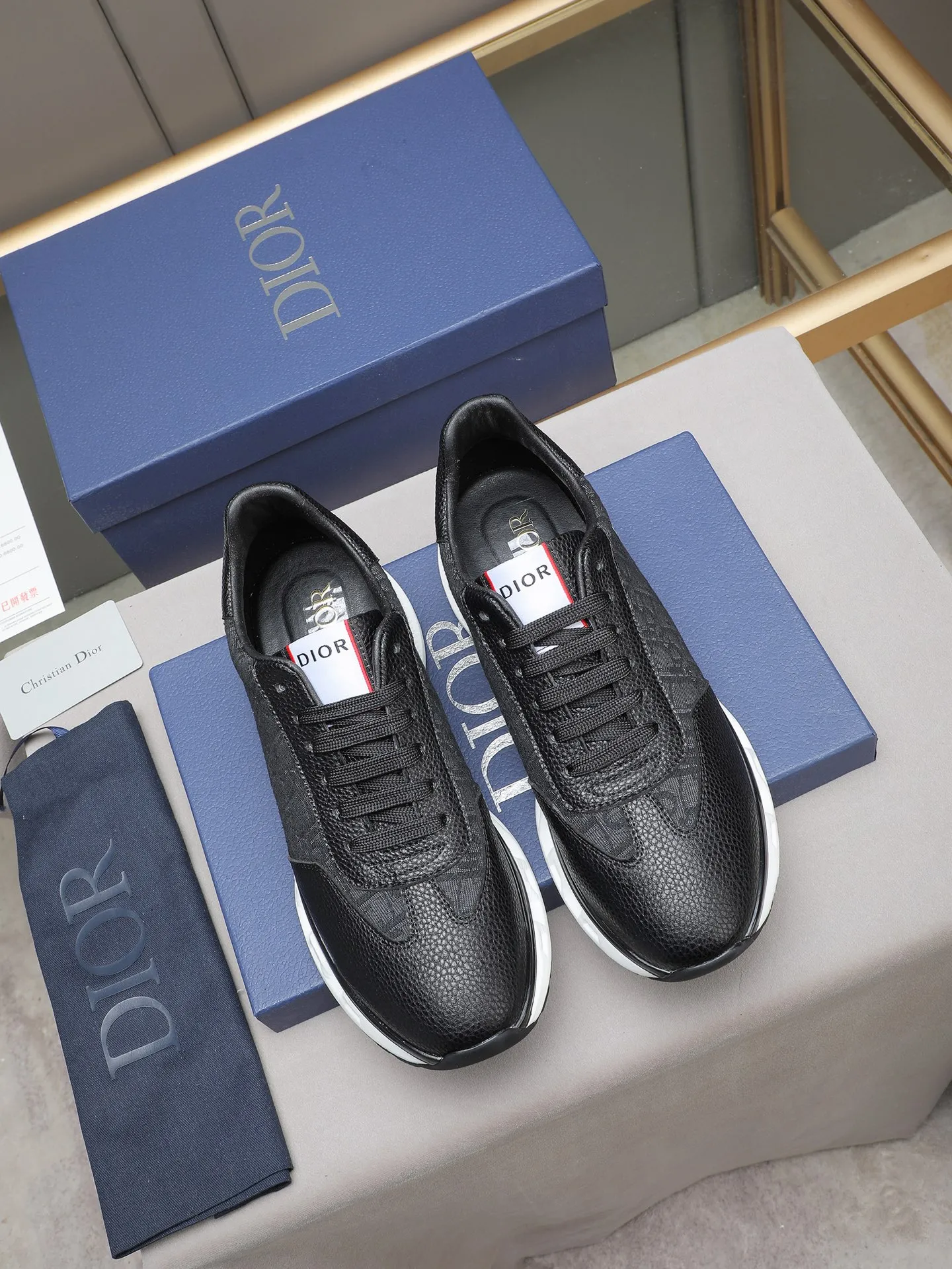 PP460 New Dior🆕The latest men's casual sports shoes, the upper is made of imported cowhide➕Dior's special material! Breathable sheepskin. The TPU blade base is lightweight and wear-resistant! Size:38-44 (45 customized)